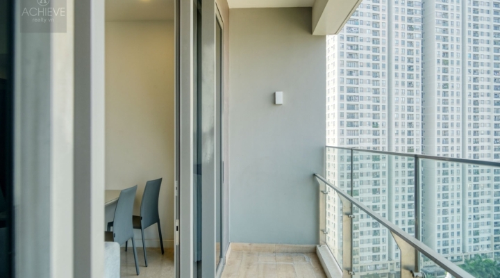 SELLING 2 bedroom Vietnamese quota - 9.5Billion