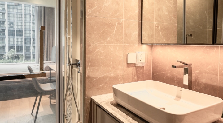 Cho thuê căn hộ 2 phòng ngủ Opera Residence - Full nội thất