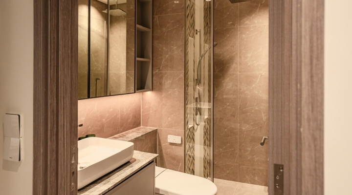 Cho thuê căn hộ 2 phòng ngủ Opera Residence - Full nội thất